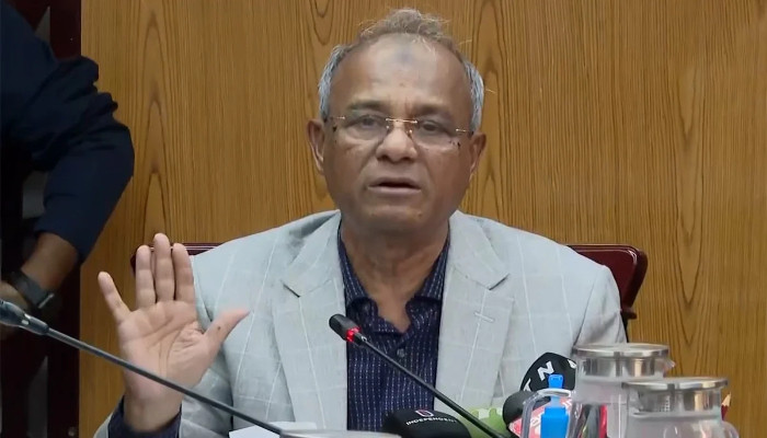 আ.লীগ-ছাত্রলীগ নয়, সরকার অপরাধীদের জামিনের বিরুদ্ধে: স্বরাষ্ট্র উপদেষ্টা